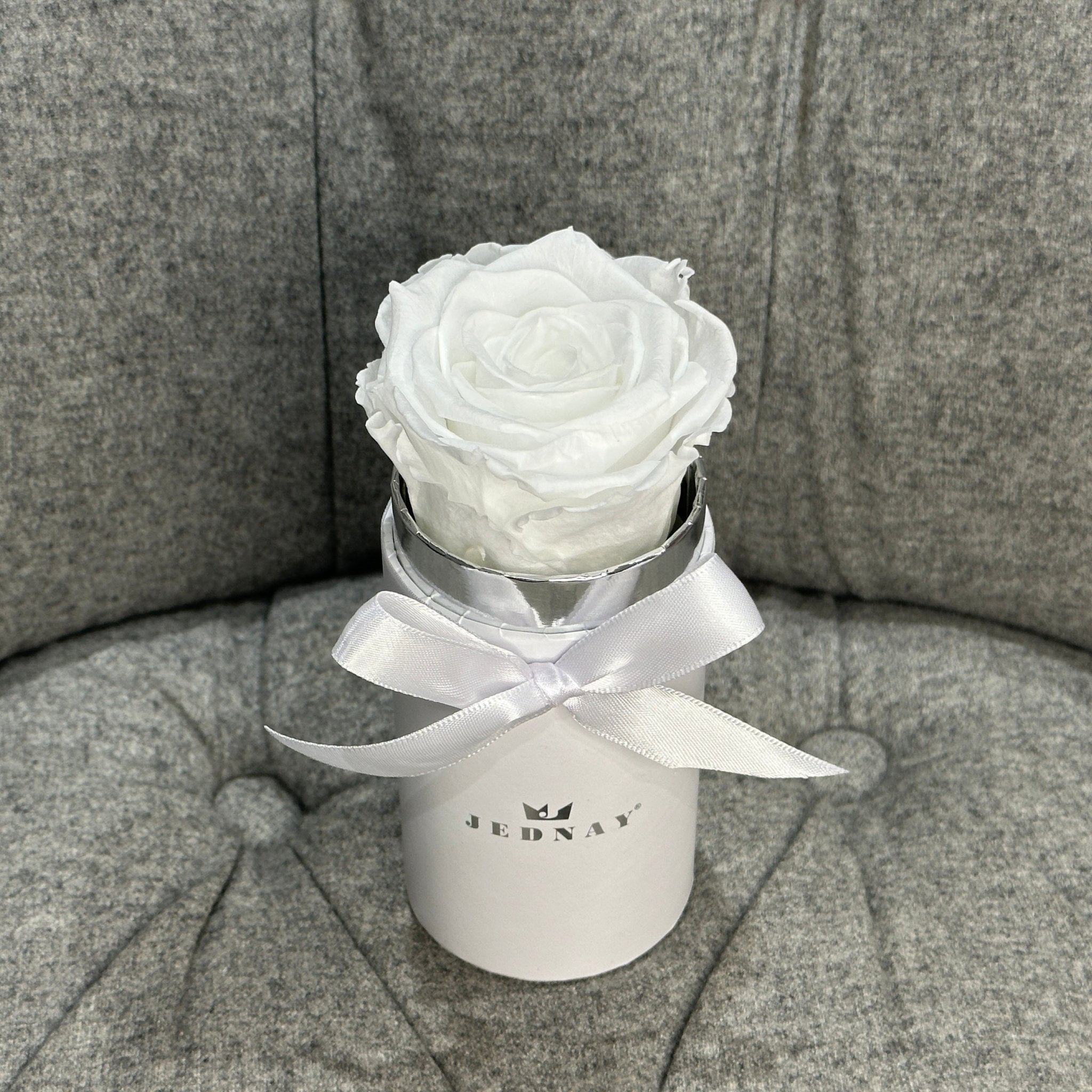 The Uno - Angel White Eternal Rose - Classic White Box - Jednay Roses