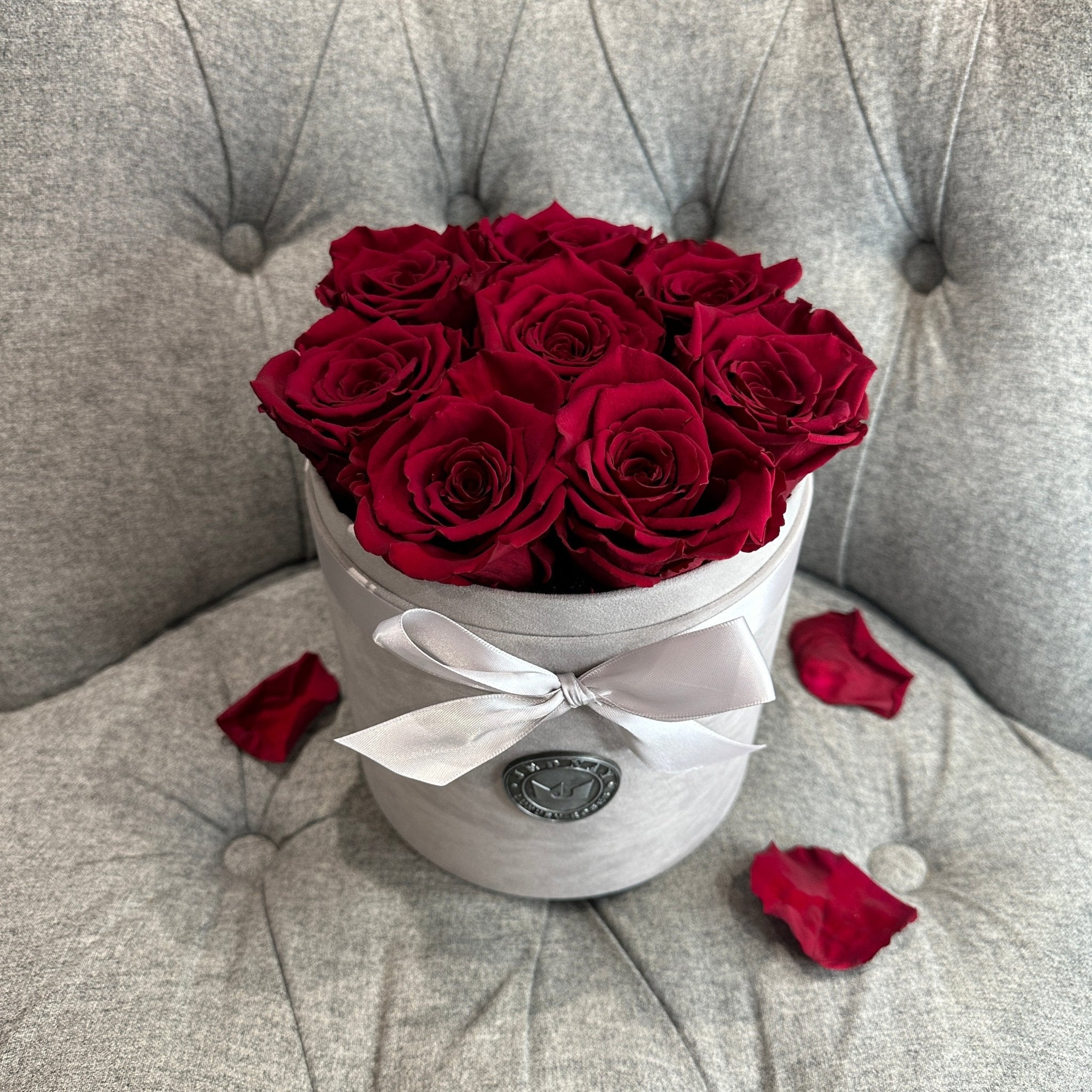 MEDIUM FOREVER ROSE BOX - Jednay Roses