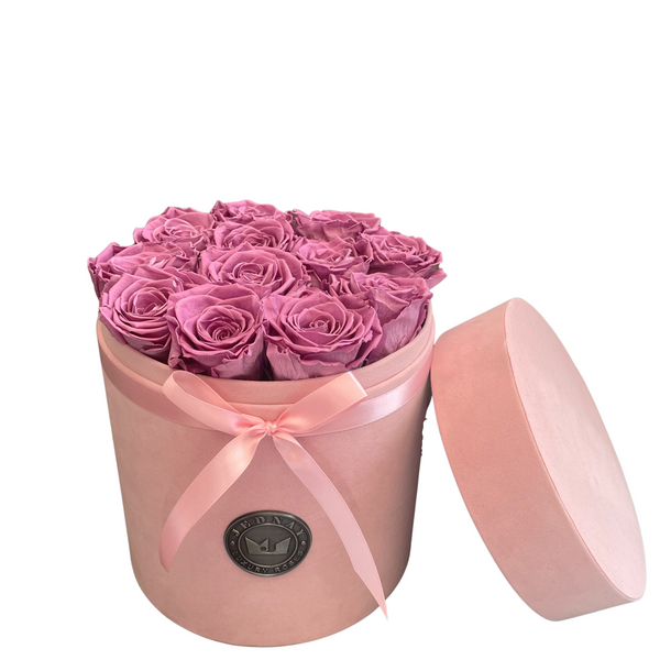 Lilac Love Infinity Roses - Large Pink Velvet Box